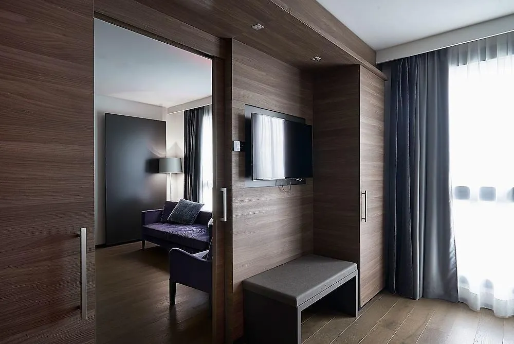 Link124 Hotel Parma